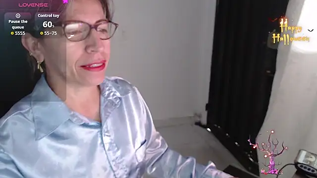 Chayla Ruiz online show from 11-15-25, 11:03