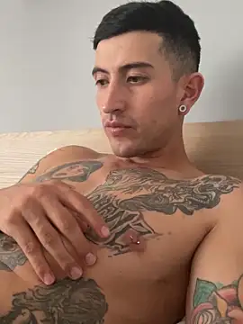 Snapshot of wethkisses chatting on 10-04-25, 04:30 wethkisses online show from 10-04-25, 04:30