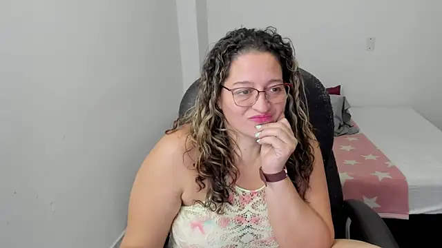 alejandra milf  online show from 07-12-26, 04:08