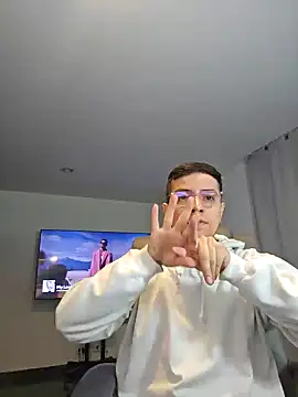 Snapshot of Jhoan_saenz chatting on 10-04-25, 04:25 Jhoan saenz online show from 10-04-25, 04:25