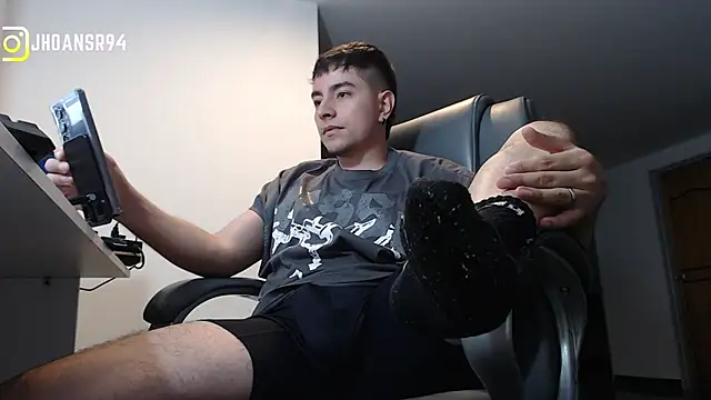 Jhoan saenz online show from 04-12-26, 02:15