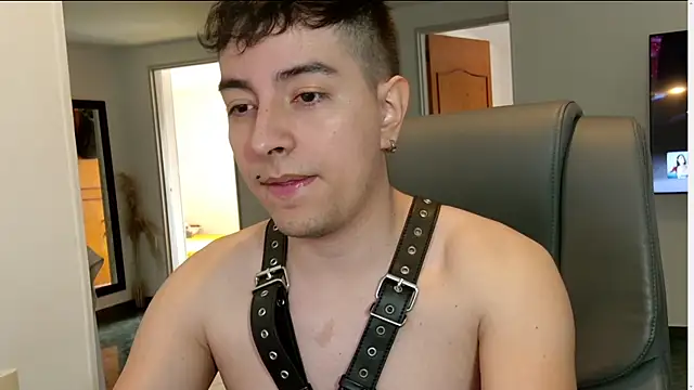 Snapshot of Jhoan_saenz chatting on 09-28-25, 05:31 Jhoan saenz online show from 09-28-25, 05:31