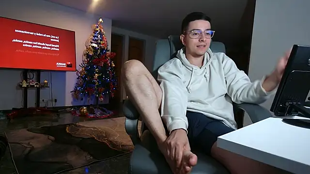 Jhoan saenz online show from 11-28-25, 04:12