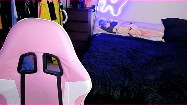 Snapshot of Maya_Viola chatting on 10-02-25, 06:39 Maya Viola online show from 10-02-25, 06:39