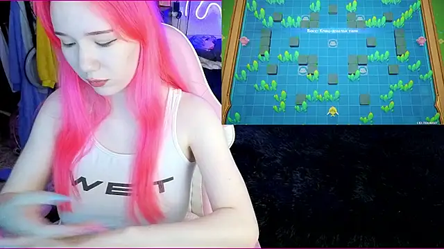 Snapshot of Maya_Viola chatting on 10-01-25, 05:45 Maya Viola online show from 10-01-25, 05:45