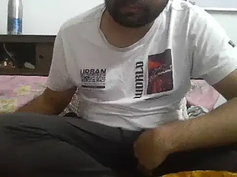 PrateekC online show from 12-22-24, 04:59