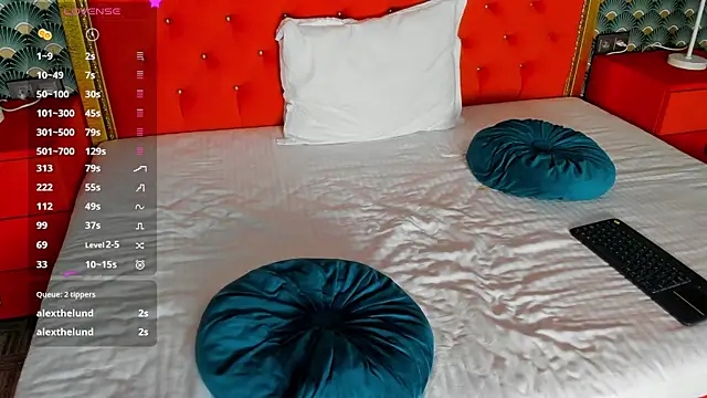 VallerieJones online show from 10-06-25, 10:32