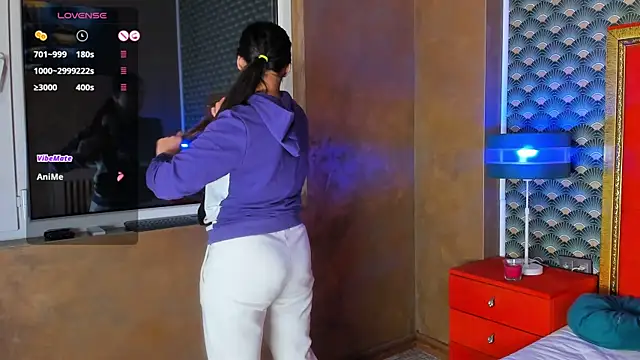 VallerieJones online show from 04-14-26, 06:46