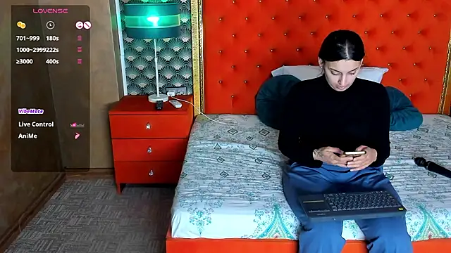 VallerieJones online show from 03-22-26, 12:18