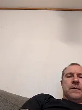 mustang69696 online show from 10-22-25, 09:24