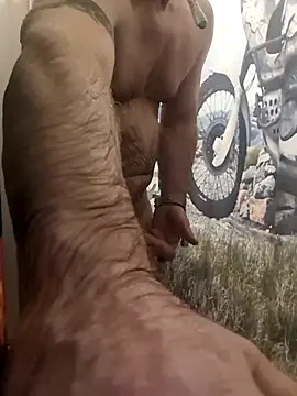 mustang69696 online show from 11-01-25, 01:16