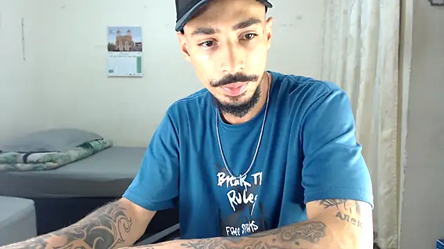 emiliano hottt online show from 03-10-26, 01:59