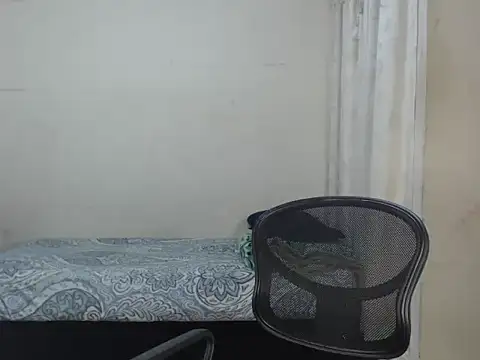 Snapshot of emiliano_hottt chatting on 01-26-25, 06:59 emiliano hottt online show from 01-26-25, 06:59