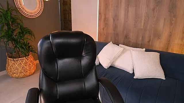 KateSunder online show from 02-09-26, 01:53