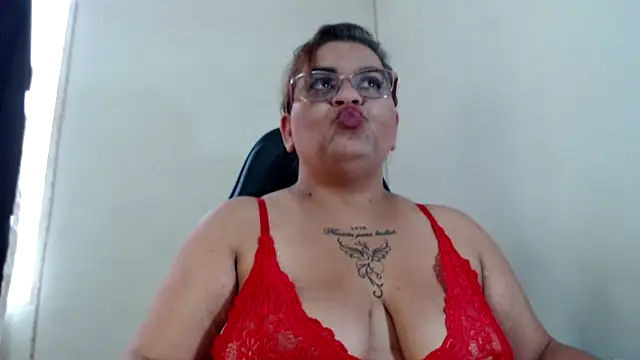 Snapshot of NAILAH_SANZ chatting on 12-16-25, 09:52 NAILAH SANZ online show from 12-16-25, 09:52