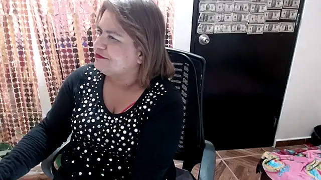 Snapshot of NAILAH_SANZ chatting on 03-01-25, 01:53 NAILAH SANZ online show from 03-01-25, 01:53