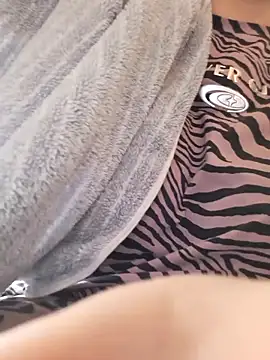 NansyyyaLiannkkaasssssa78 online show from 03-11-25, 09:45