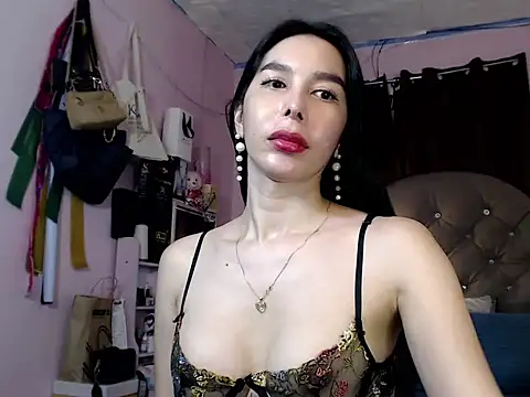 Snapshot of TSDESIREcindy29 chatting on 09-19-25, 10:19 TSDESIREcindy29 online show from 09-19-25, 10:19