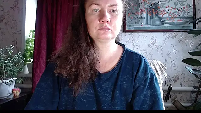 EmilyDoth online show from 04-30-26, 09:05