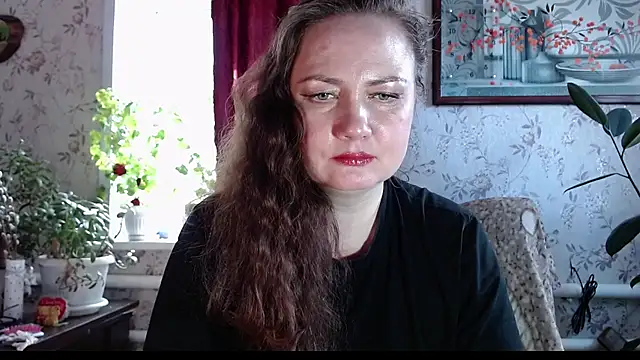 EmilyDoth online show from 04-11-26, 05:48
