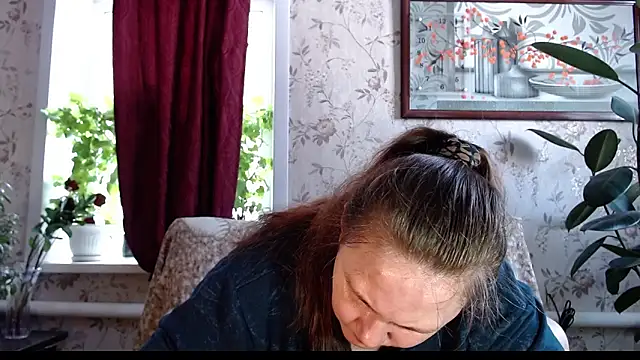 Snapshot of EmilyDoth chatting on 03-01-26, 05:51 EmilyDoth online show from 03-01-26, 05:51