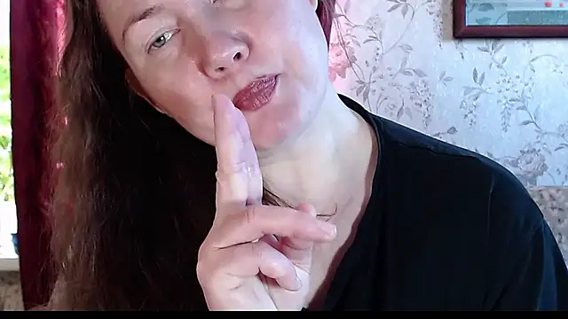 EmilyDoth online show from 04-09-26, 04:36