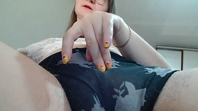 KiraGoldens online show from 04-08-26, 06:37