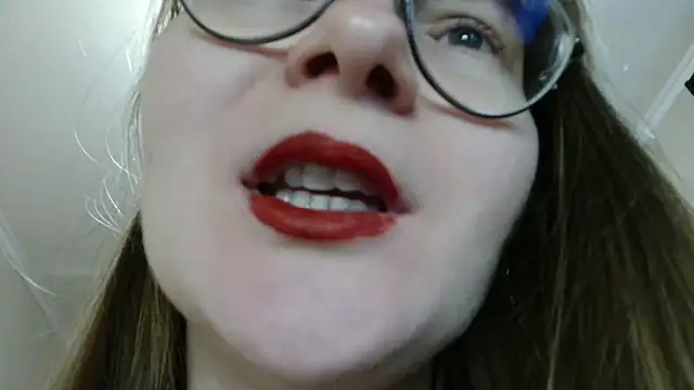 KiraGoldens online show from 10-19-25, 06:27