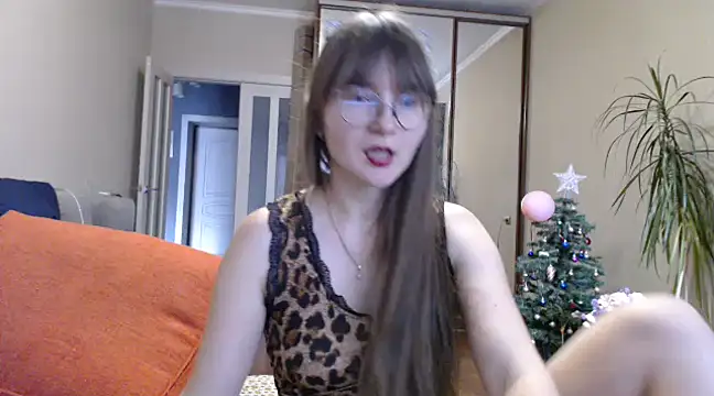 KiraGoldens online show from 02-21-25, 10:28