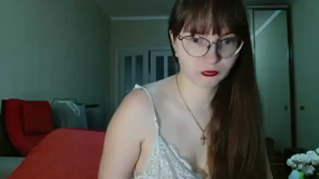 KiraGoldens online show from 03-18-26, 05:43