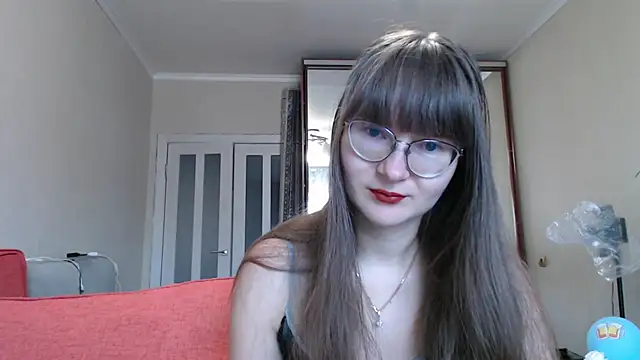 KiraGoldens online show from 10-06-25, 04:57