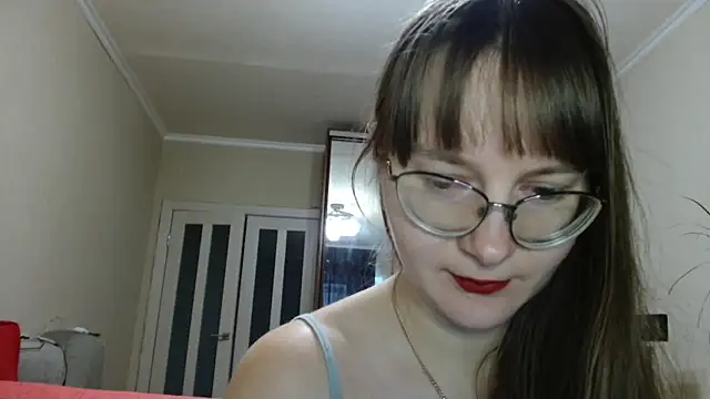 KiraGoldens online show from 11-27-25, 06:25