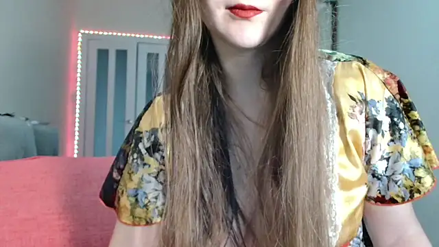 KiraGoldens online show from 02-26-26, 06:35