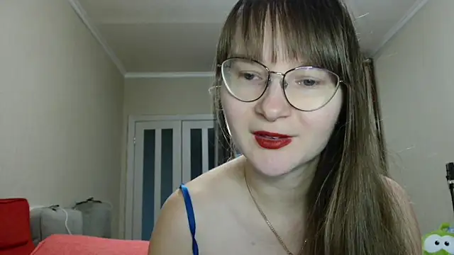 KiraGoldens online show from 11-13-25, 06:50