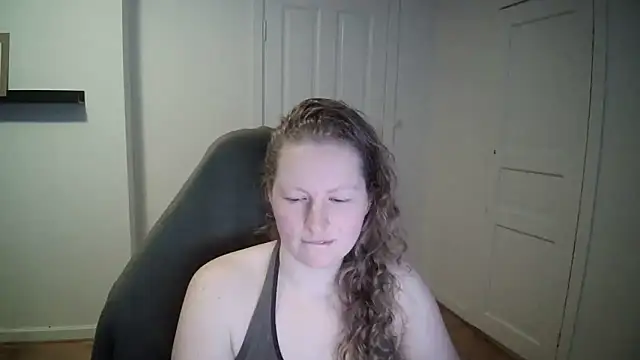 Snapshot of Girlnina-1995 chatting on 03-17-25, 11:42 Girlnina-1995 online show from 03-17-25, 11:42