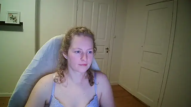 Girlnina-1995 online show from 12-01-25, 09:48