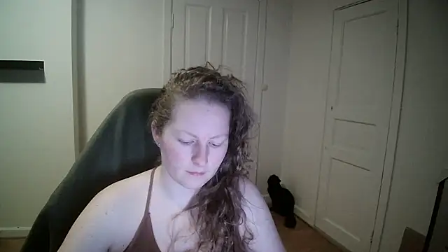 Snapshot of Girlnina-1995 chatting on 02-19-25, 09:25 Girlnina-1995 online show from 02-19-25, 09:25