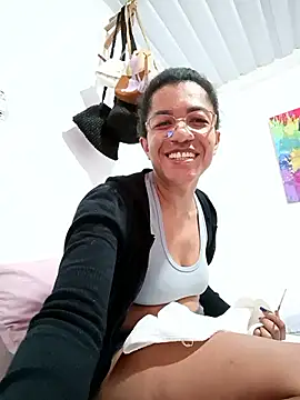 Bigassmommy x online show from 04-19-26, 06:10