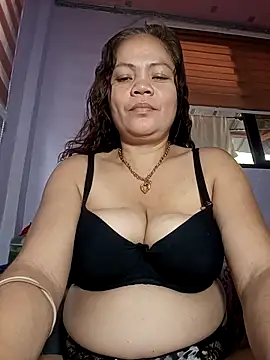 hotbabes163 online show from 04-19-26, 07:31