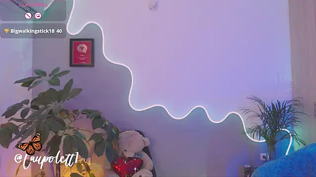 Snapshot of LauPolett chatting on 03-23-25, 04:16 LauPolett online show from 03-23-25, 04:16