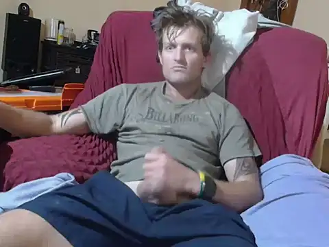 Snapshot of the-billy-blue chatting on 05-15-26, 12:14 the-billy-blue online show from 05-15-26, 12:14