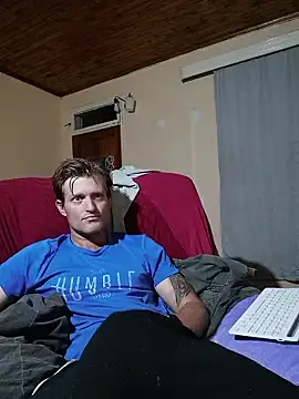 Snapshot of the-billy-blue chatting on 05-16-26, 01:26 the-billy-blue online show from 05-16-26, 01:26