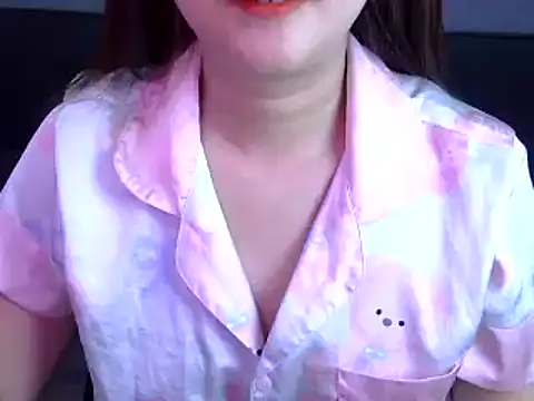 Bee 2k online show from 12-20-25, 04:59