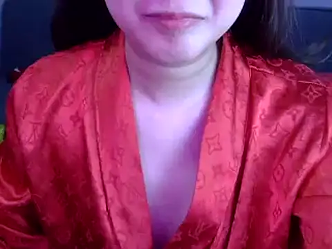 Bee 2k online show from 03-24-26, 04:12