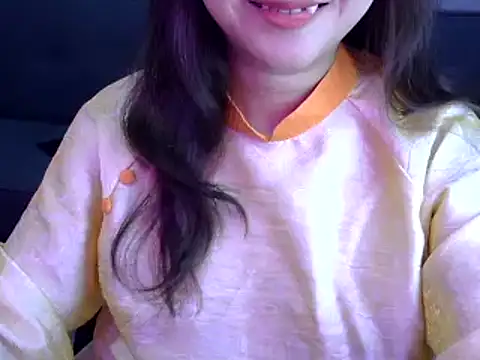 Bee 2k online show from 02-25-26, 04:34