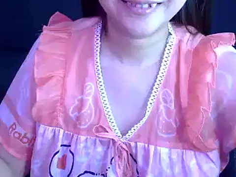 Bee 2k online show from 10-28-25, 06:12