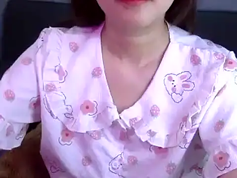 Bee 2k online show from 02-26-26, 04:45