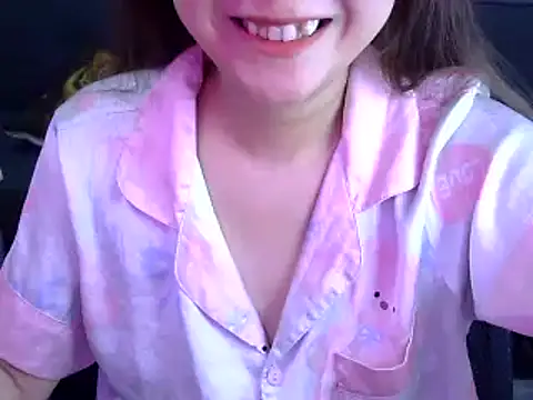 Bee 2k online show from 04-12-26, 04:05