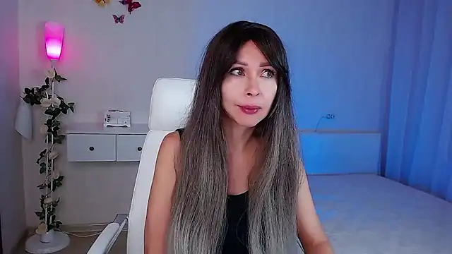 wendifoste online show from 10-24-25, 06:18