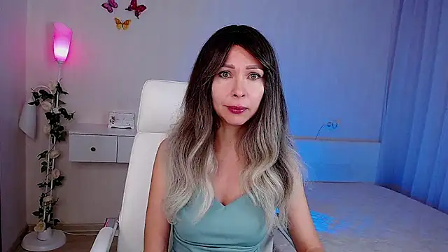 wendifoste online show from 11-14-25, 06:44